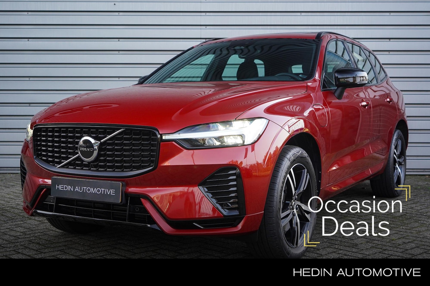 Volvo XC60 - 2.0 T6 Plug-in hybrid AWD R-Design Adaptieve Cruise Control | Parkeercamera | LED-Koplampe - AutoWereld.nl