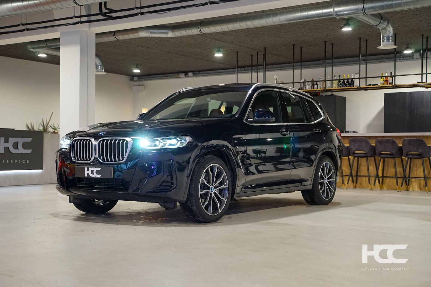 BMW X3 - xDrive30e M Sport | Pano | Trekhaak | Individual | Head Up | 360 camera - AutoWereld.nl