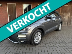 Volkswagen T-Roc - 1.0 TSI Style | ACC| Virtual| PDC| Stoelverwarming