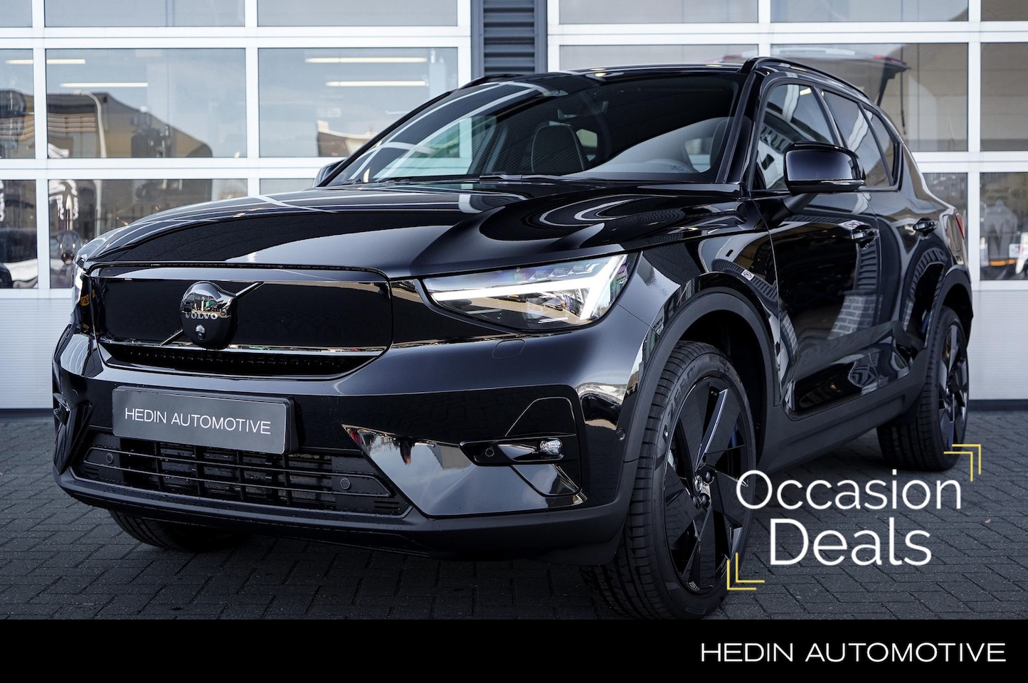 Volvo EX40 - Single Motor Extended Range Plus Black Ed. 82 kWh | Harman/Kardon | 20" Black Velgen | 360 - AutoWereld.nl