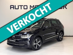 Volkswagen Tiguan - 1.5 TSI Pano / LED / Navi / ACC / stoelverw. V+achter