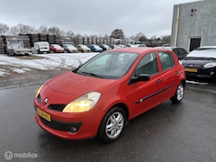 Renault Clio - 1.2 TCE Dynamique RIJD EN SCHAKELT GOED