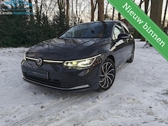 Volkswagen Golf - 1.5 eTSI pano trekhaak camera acc