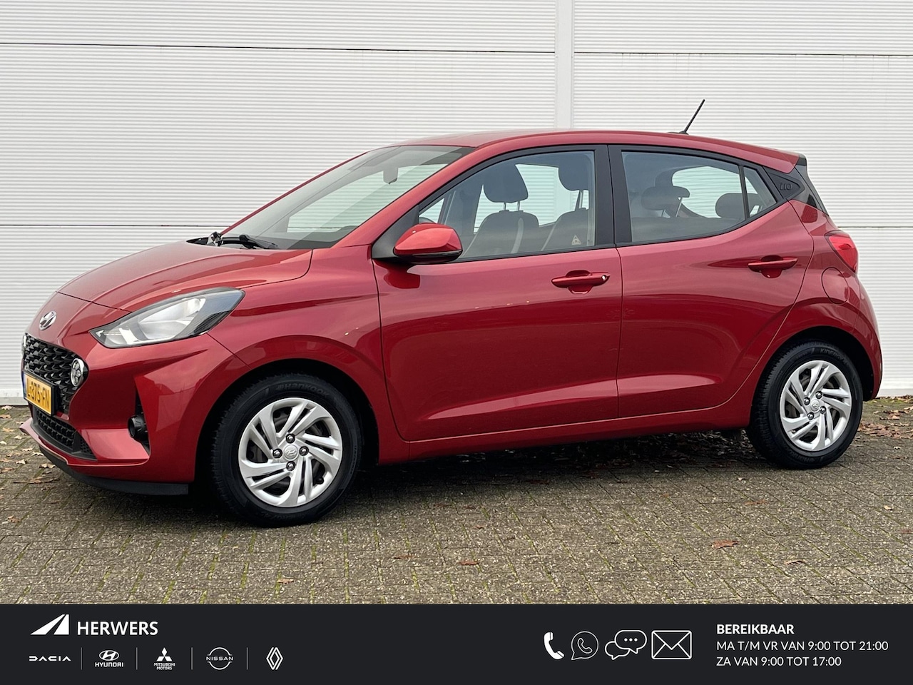 Hyundai i10 - 1.0 Comfort Smart / airco / cruise control / navigatiesysteem full map / Apple Carplay/And - AutoWereld.nl