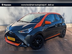 Toyota Aygo - 1.0 VVT-i x-JBL Achteruitrijcamera, Navigatie met Apple Carplay & Android Auto, JBL premiu