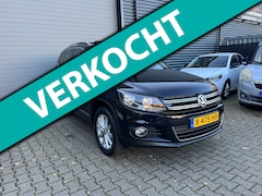 Volkswagen Tiguan - 1.4 TSI Sport&Style TREKHAAK/STOELVERWARMING/PANO
