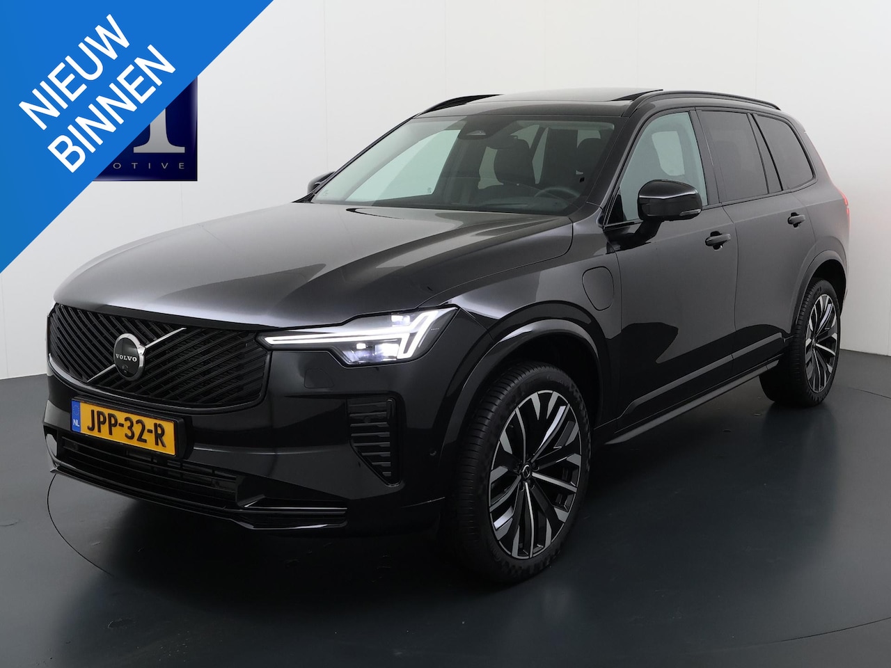 Volvo XC90 - 2.0 T8 Plug-in hybrid AWD Plus Bright VAN: € 82.900,- VOOR € 78.877,- UW EINDEJAARSVOORDEE - AutoWereld.nl