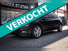 Volkswagen Polo - R-line 1.5 TSI Highline Business R | Automaat | parkeer hulp | Cruise control | App-Connec
