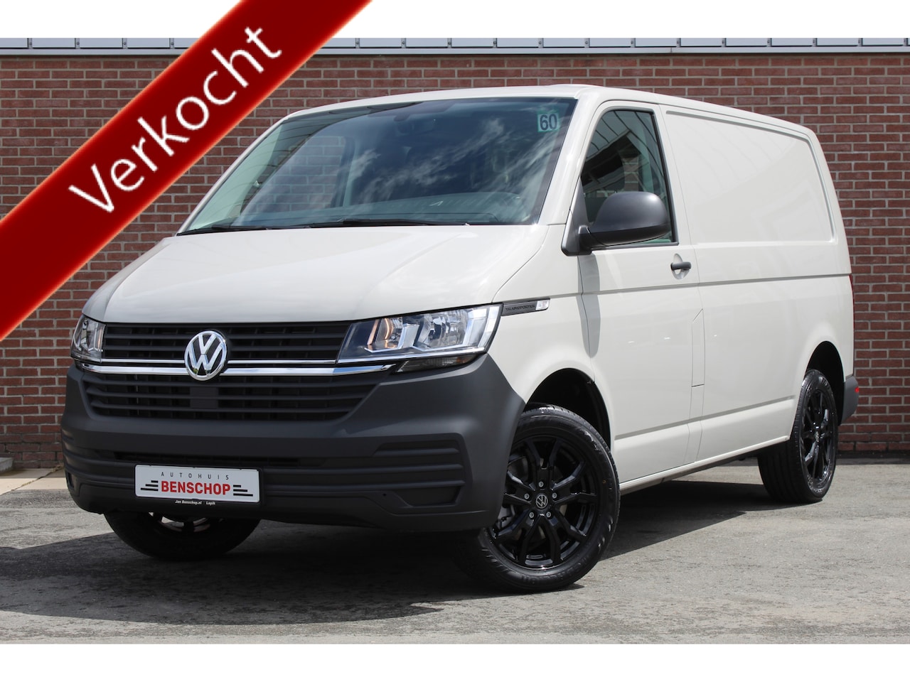 Volkswagen Transporter - T6.1 2.0 TDI 150PK DSG L1 |ACHTERKLEP|17-INCH|CRUISE|APP-CONNECT| - AutoWereld.nl