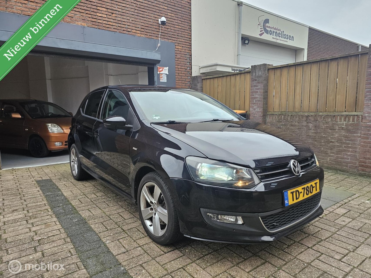 Volkswagen Polo - 1.6 TDI Highline 1.6 TDI Highline - AutoWereld.nl
