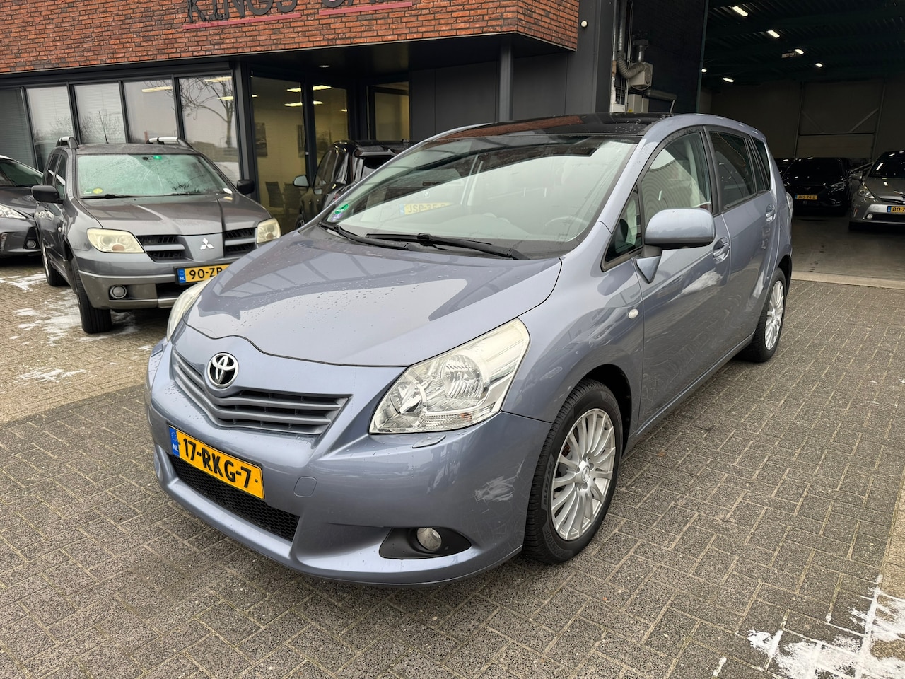 Toyota Verso - 1.8 VVT-i Aspiration 7p PANO CLIMA CRUISE 2E EIGENAAR AFKOMSTIG - AutoWereld.nl