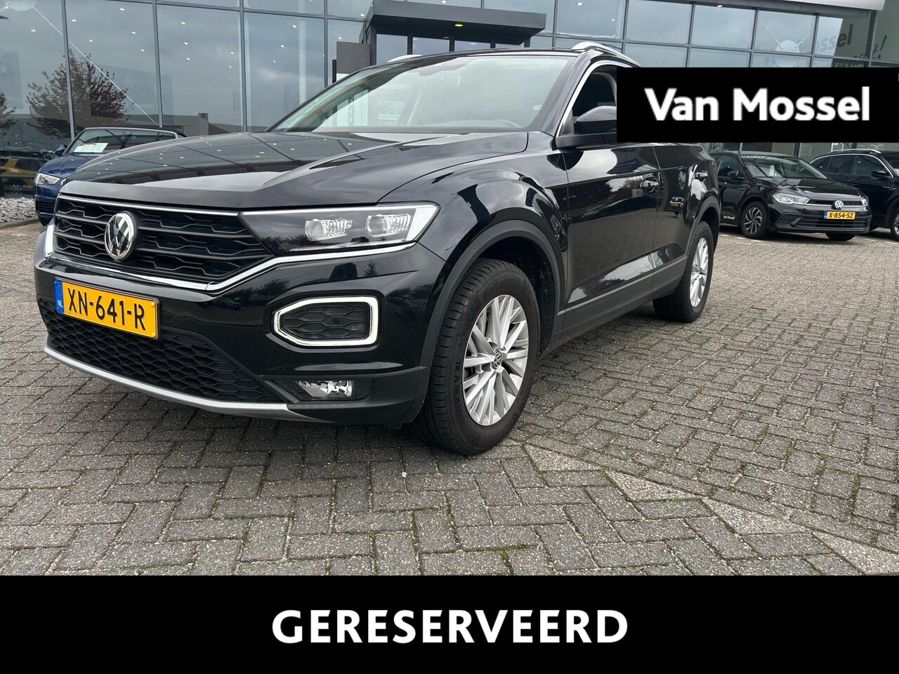 Volkswagen T-Roc - 1.0 TSI Style 115 PK | Trekhaak | Panorama schuifdak | Stoelverwarming | Adaptive Cruise C - AutoWereld.nl
