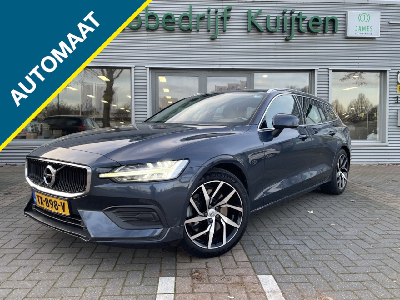 Volvo V60 - 2.0 T5 Momentum 2.0 T5 Momentum - AutoWereld.nl