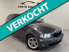 BMW 1-serie - 118i High Executive AUTOMAAT/PDC/KETTINGVERVANGEN/NAP