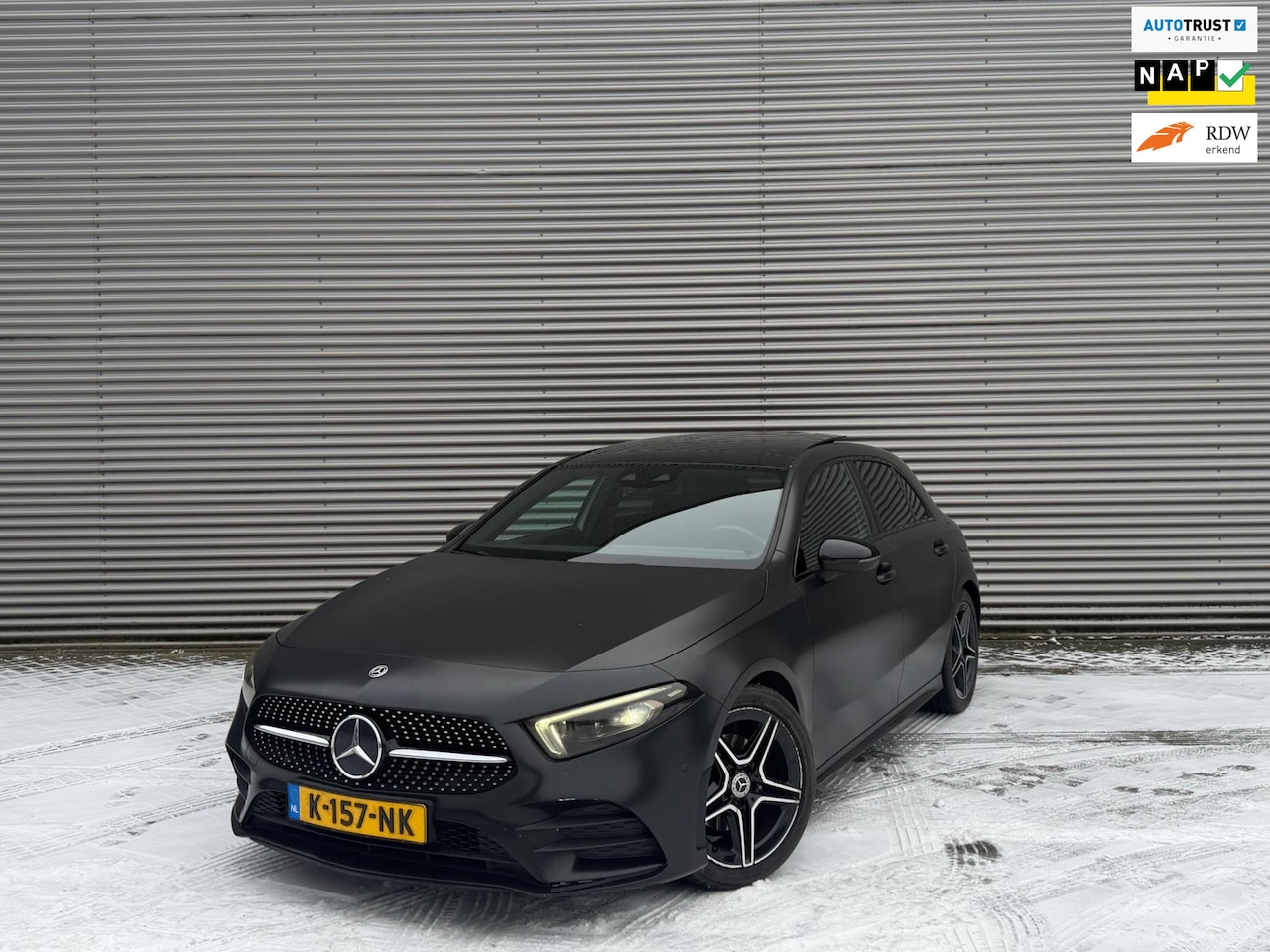 Mercedes-Benz A-klasse - 180 Business AMG PANO/Sfeer/Cam/1e eigenaar - AutoWereld.nl