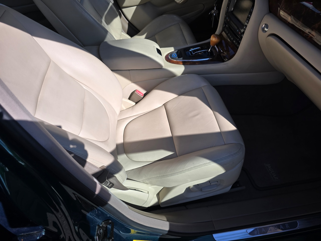 Jaguar XJ - 4.2 V8 Executive Geen - AutoWereld.nl