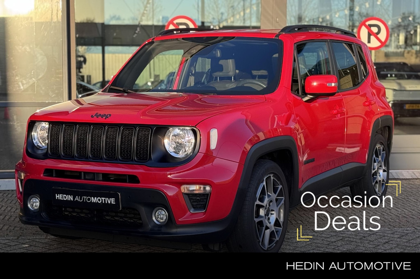Jeep Renegade - 1.3T DDCT S Automaat | Navigatie | Leder | Camera | Cruise Control | Keyless Entry | Parke - AutoWereld.nl