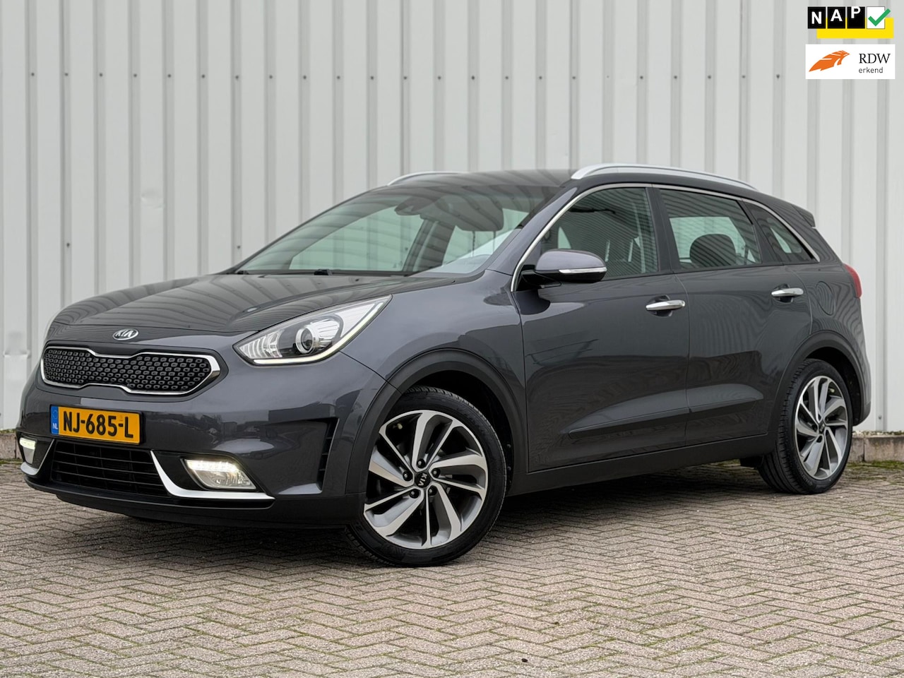 Kia Niro - 1.6 GDi Hybrid First Edition|Navi|Carplay|Camera|1e eigenaar - AutoWereld.nl
