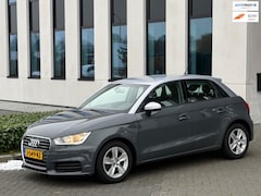 Audi A1 Sportback - 1.0 TFSI two-tone , luxe uitvoering, navigatie, parkeersensoren voor en achter, lichtmetal