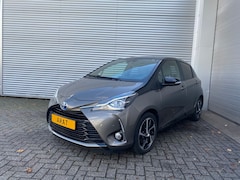 Toyota Yaris - 1.5 Hybrid Bi-Tone