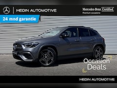 Mercedes-Benz GLA-Klasse - GLA 180 Automaat Business Solution AMG | Premium Plus Pakket | Nightpakket | Trekhaak