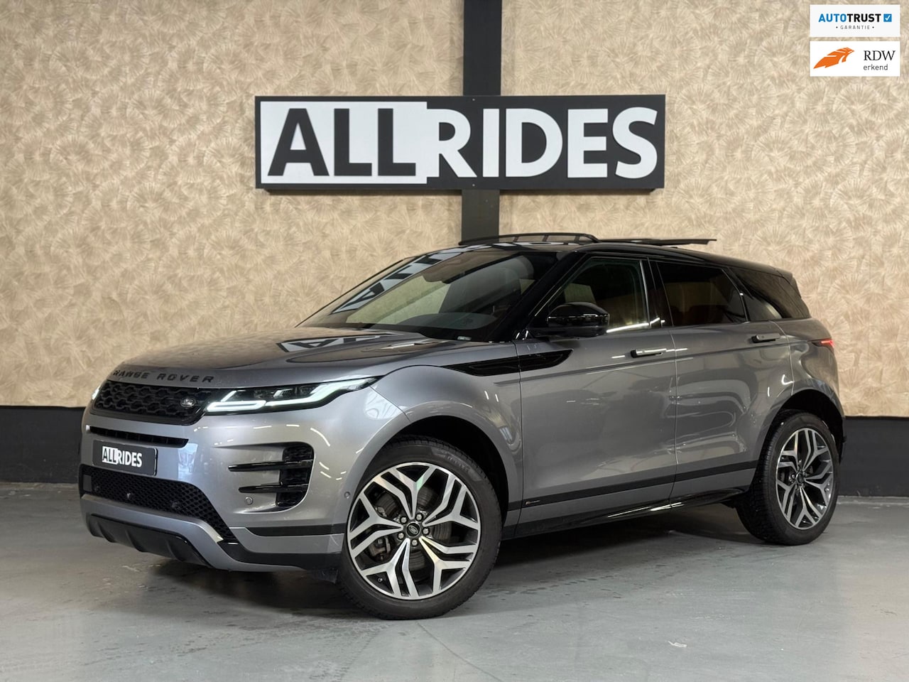 Land Rover Range Rover Evoque - 2.0 P250 AWD R-Dynamic S | Pano | 20 inch | Keyless | Leer | 360 camera | Stoelverwarming - AutoWereld.nl