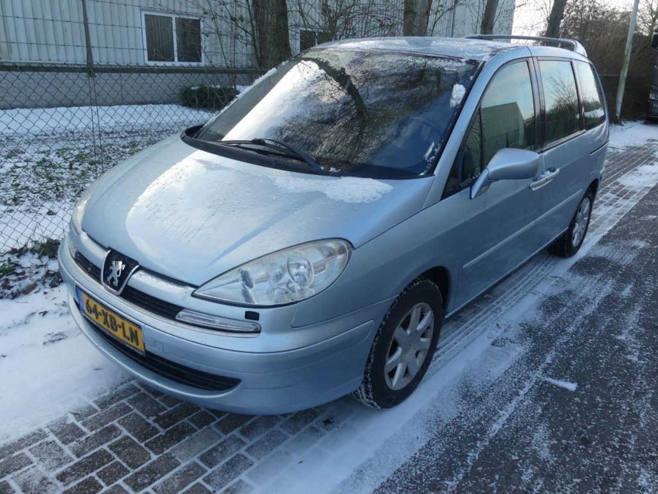 Peugeot 807 - 2.0 SV Pullman - Automaat - 6 persoons - EXPORT - AutoWereld.nl