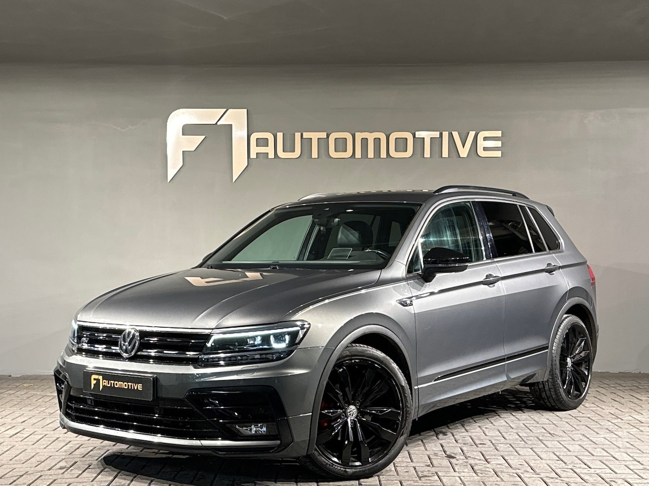 Volkswagen Tiguan - 1.5 TSI ACT Business 3X R Line ACC|Head Up - AutoWereld.nl