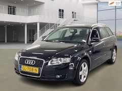Audi A4 Limousine - 1.6 AIRCO/CRUISE/TREKHAAK | KEURIGE AUTO