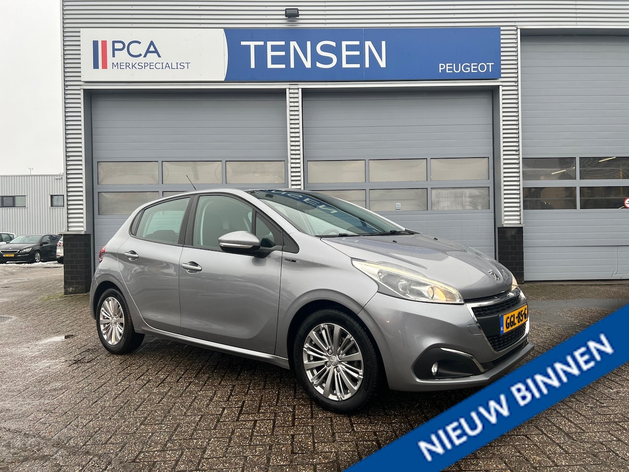 Peugeot 208 - 1.2 1110PK PureTech Signature | Automaat | Navigatie | - AutoWereld.nl