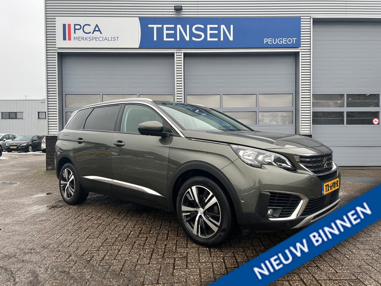 Peugeot 5008 - 1.2 130PK PureTech Allure | Navigatie | Keyless | 7 Persoons | - AutoWereld.nl