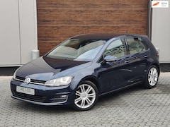 Volkswagen Golf - 1.4 TSI Highline Creme Leer Stoelverw. Elektr. Stoelen