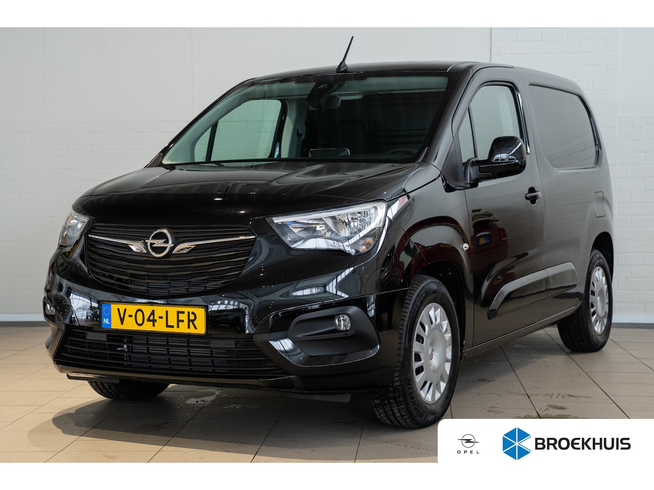 Opel Combo Electric - 136 L1 50kWh | Laadruimte pakket | Climate Controle | Navigatie | Parkeersensoren | Apple - AutoWereld.nl