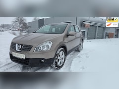 Nissan Qashqai - 2.0 Tekna Premium 4WD Automaat