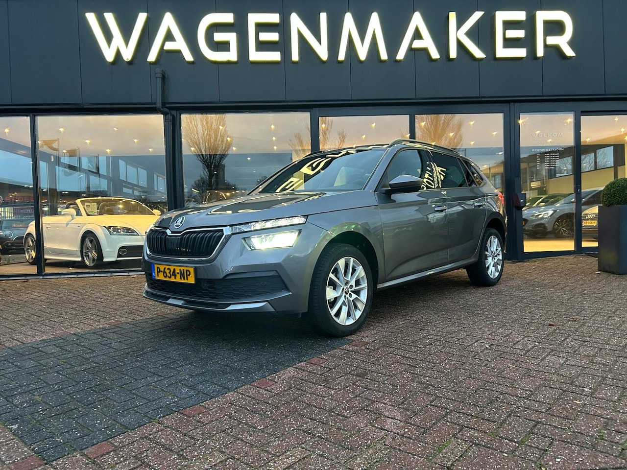 Skoda Kamiq - 1.0 TSI Sport Business AUT|Clima|Cruise|CARPLAY! - AutoWereld.nl