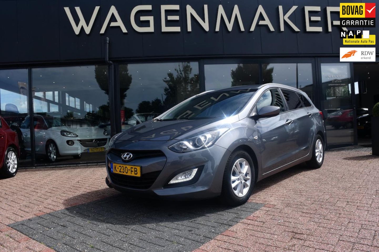 Hyundai i30 Wagon - 1.6 GDI i-Vision AUT|Clima|cruise|GoedOH - AutoWereld.nl