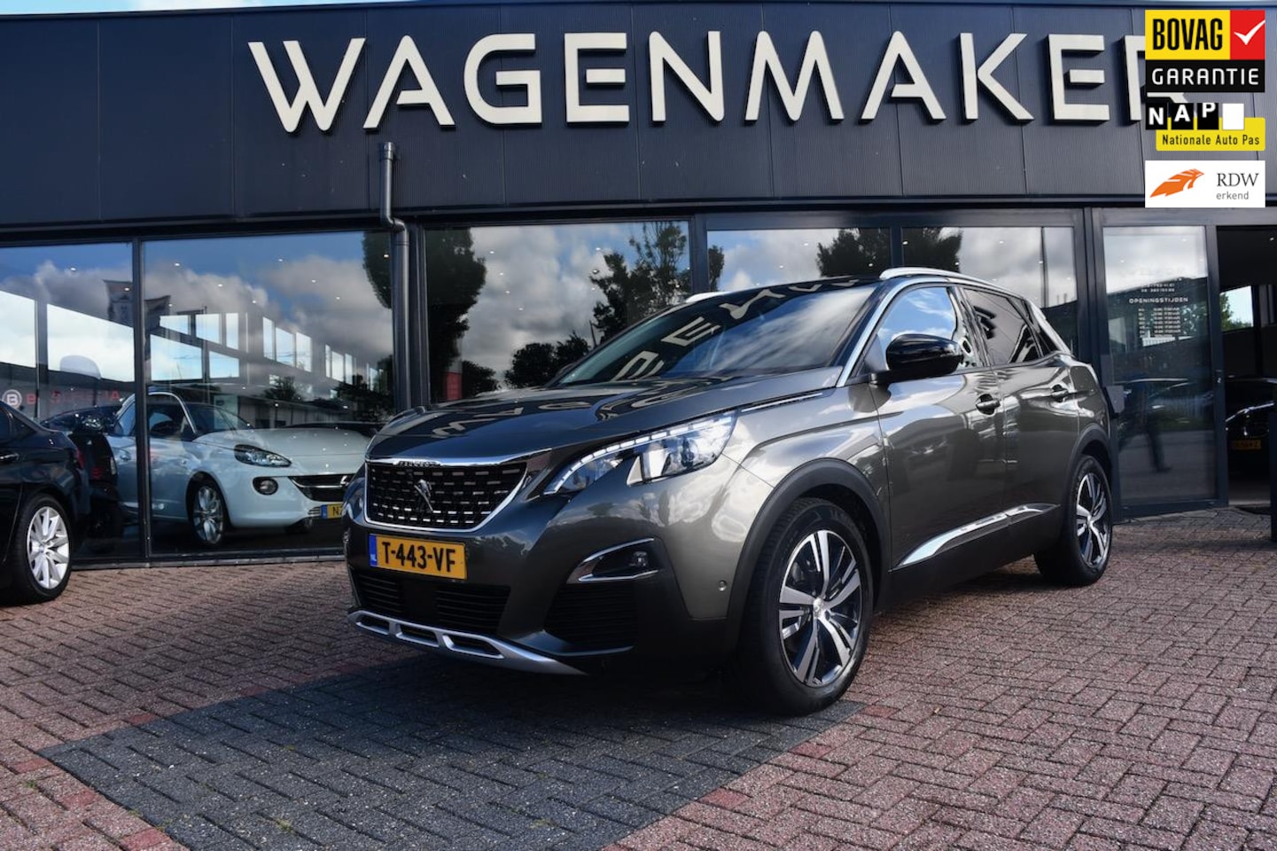 Peugeot 3008 - 1.2 PureTech Crossway PANO|Cruise|NAVI|360 CAM - AutoWereld.nl