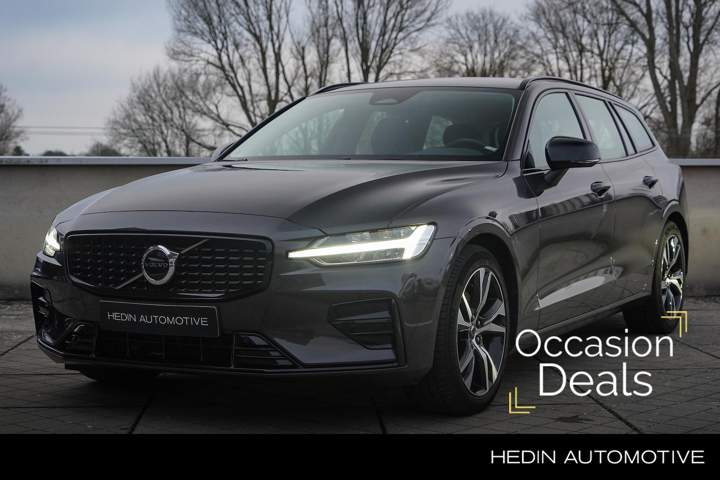 Volvo V60 - 2.0 B3 Plus Dark 2.0 B3 Plus Dark - AutoWereld.nl