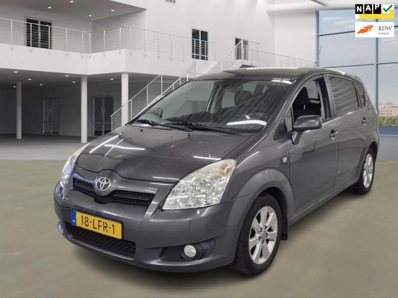 Toyota Verso - 1.8 VVT-i Luna 7-PERSOONS AUTOMAAT CRUISE/AIRCO/TREKHAAK | NETTE AUTO ! - AutoWereld.nl