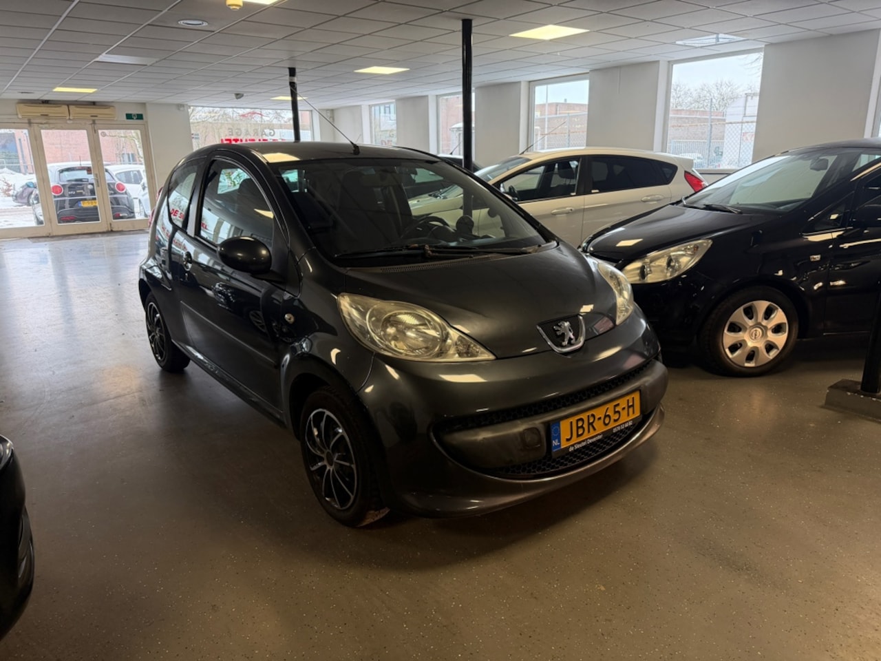 Peugeot 107 - 1.0-12V XR 1.0-12V XR - AutoWereld.nl