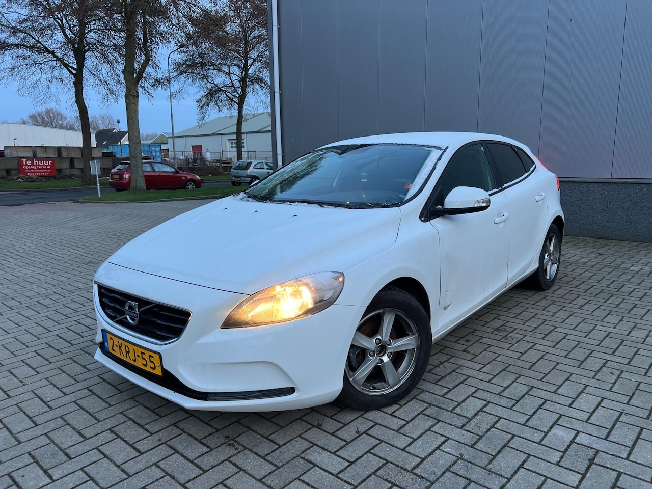 Volvo V40 - 1.6 D2 Kinetic 1.6 D2 Kinetic - AutoWereld.nl