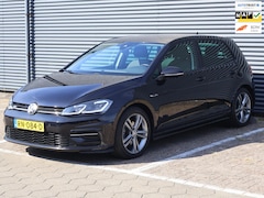Volkswagen Golf - 1.5 TSI Highline Business R-Line|Virtual|Massage|2e Eigenaar|NAP