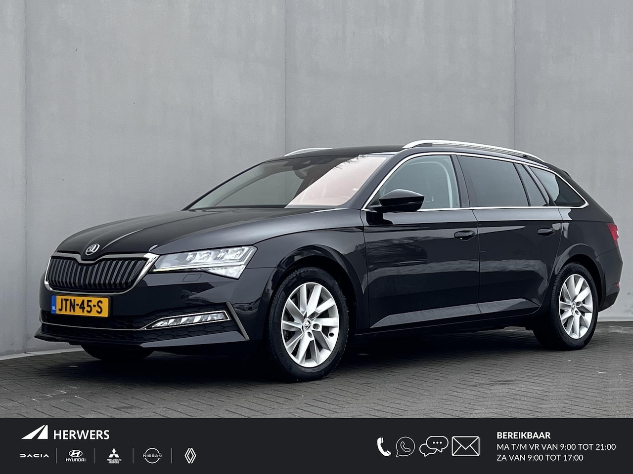 Skoda Superb Combi - 1.4 TSI iV Business Edition Plus / EAER 61 km / 1.600 kg elektrische trekhaak / Virtual Co - AutoWereld.nl