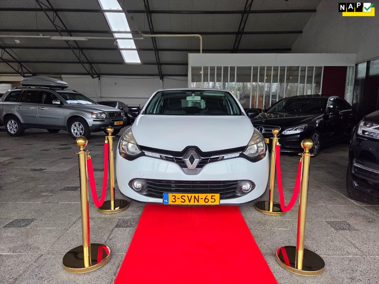 Renault Clio - 0.9 TCe Expression NAVI 2014 NAP! - AutoWereld.nl