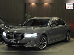 BMW 7-serie - 730Ld xDrive High Executive Pano BTW 2-As Besturing Massage Stoelvent. Stoelverw. V&A