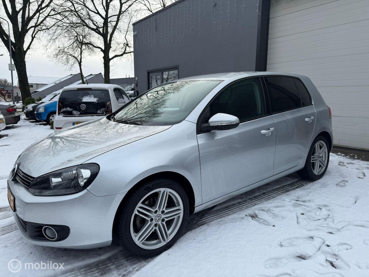 Volkswagen Golf - 1.2 TSI/NIEUWE KETTING / CARPLAY / PARKEERS - AutoWereld.nl
