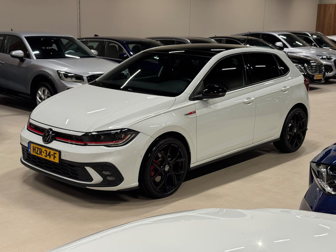 Volkswagen Polo - 2.0 TSI GTI 2.0 TSI GTI 207PK, Facelift, Pano, Navi, Apple Carplay, ACC, Cam, PDC, Blind Spot, Voll Le - AutoWereld.nl