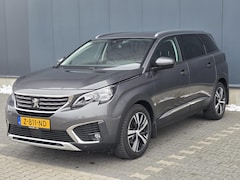 Peugeot 5008 - 1.2 PureTech Allure Cruise control