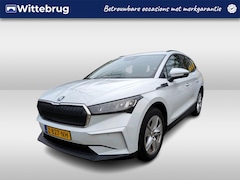 Skoda Enyaq iV - 60 Selection / Navigatie / Camera / Parkeersensoren V+A / Half leer / Lichtmetaal 19 inch