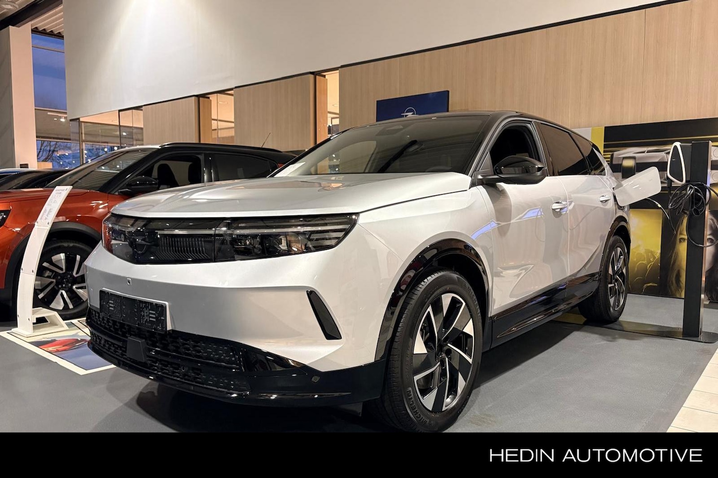 Opel Grandland Electric - GS 82 kWh Airco | Head-up display | Techonology pakket | Leder pakket | Navi | 360 Camera - AutoWereld.nl